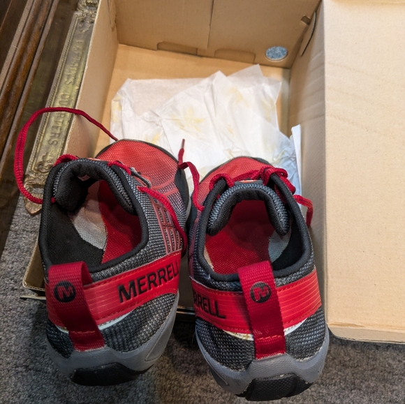 Merrell Crimson Performance Show. Size 10 - Picture 6 of 6